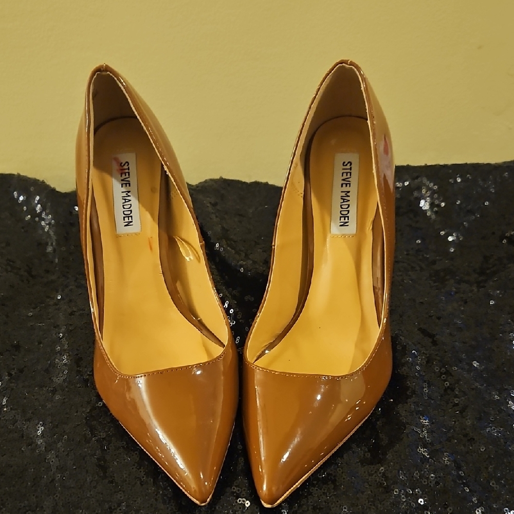 Steve Madden Women's Brown Patent Leather Heels
